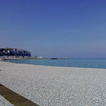 Townhouse Near Bay Of Somme And Norman Beaches, Cleaning Included *