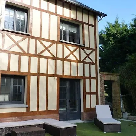 Townhouse Near Bay Of Somme And Norman Beaches, Cleaning Included Holiday home